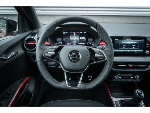 Skoda Fabia 1.0 TSI Monte Carlo | Achteruitrijcamera | Verwarmbare stoelen | Adaptieve Cruise control | Trave... ActivLease financial lease