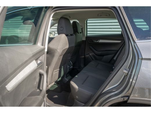 Skoda Karoq 1.5 TSI 150PK DSG ACT Business Edition | Camera| Smartlink| ACC| ActivLease financial lease