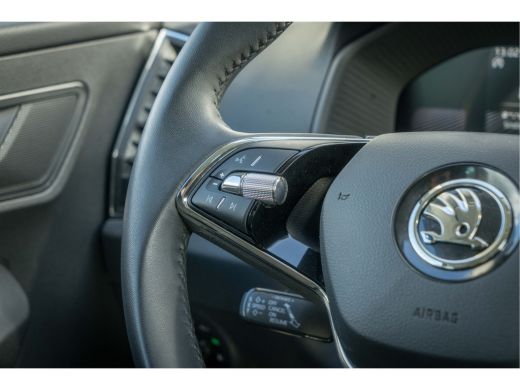 Skoda Karoq 1.5 TSI 150PK DSG ACT Business Edition | Camera| Smartlink| ACC| ActivLease financial lease
