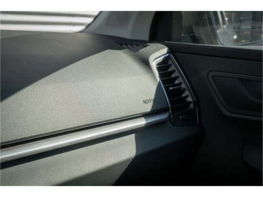 Skoda Karoq 1.5 TSI 150PK DSG ACT Business Edition | Camera| Smartlink| ACC| ActivLease financial lease