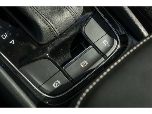 Skoda Karoq 1.5 TSI 150PK DSG ACT Business Edition | Camera| Smartlink| ACC| ActivLease financial lease