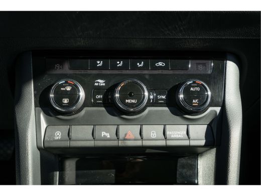 Skoda Karoq 1.5 TSI 150PK DSG ACT Business Edition | Camera| Smartlink| ACC| ActivLease financial lease