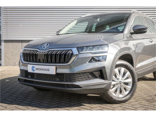 Skoda Karoq 1.5 TSI 150PK DSG ACT Business Edition | Camera| Smartlink| ACC| ActivLease financial lease