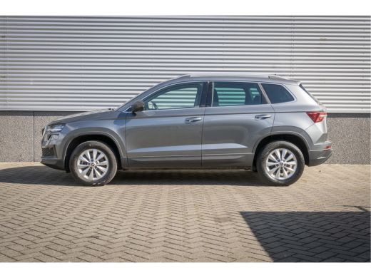 Skoda Karoq 1.5 TSI 150PK DSG ACT Business Edition | Camera| Smartlink| ACC| ActivLease financial lease
