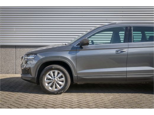 Skoda Karoq 1.5 TSI 150PK DSG ACT Business Edition | Camera| Smartlink| ACC| ActivLease financial lease