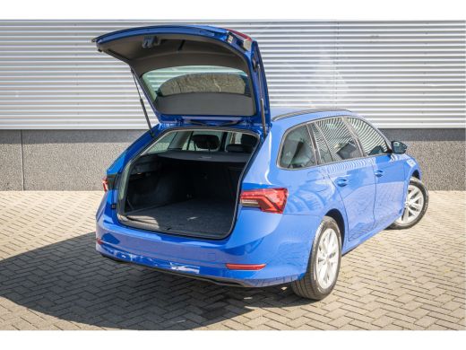 Skoda Octavia Combi Škoda 1.4 TSI iV 204 pk DSG PHEV Ambition |Carplay| stoel+ stuur verwarming| Cruise| ActivLease financial lease