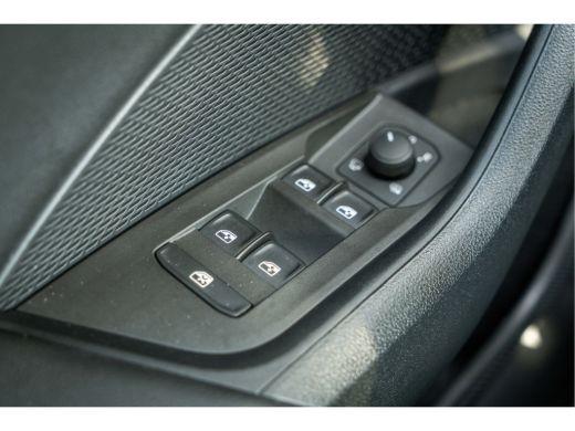 Skoda Octavia Combi Škoda 1.4 TSI iV 204 pk DSG PHEV Ambition |Carplay| stoel+ stuur verwarming| Cruise| ActivLease financial lease