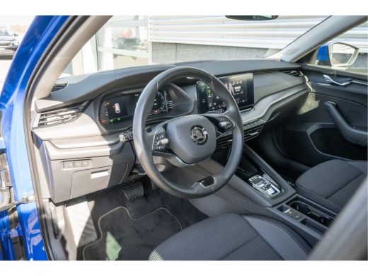 Skoda Octavia Combi Škoda 1.4 TSI iV 204 pk DSG PHEV Ambition |Carplay| stoel+ stuur verwarming| Cruise| ActivLease financial lease