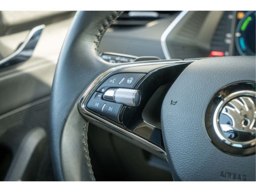 Skoda Octavia Combi Škoda 1.4 TSI iV 204 pk DSG PHEV Ambition |Carplay| stoel+ stuur verwarming| Cruise| ActivLease financial lease
