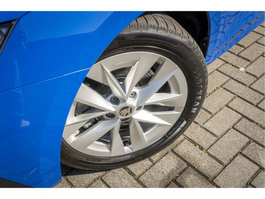 Skoda Octavia Combi Škoda 1.4 TSI iV 204 pk DSG PHEV Ambition |Carplay| stoel+ stuur verwarming| Cruise| ActivLease financial lease
