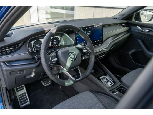 Skoda Octavia Combi Škoda 1.5 TSI 150pk DSG MHEV Sportline Business | Black pakket Body| ActivLease financial lease