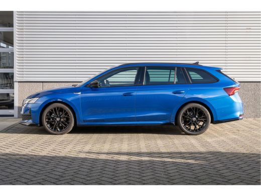 Skoda Octavia Combi Škoda 1.5 TSI 150pk DSG MHEV Sportline Business | Black pakket Body| ActivLease financial lease