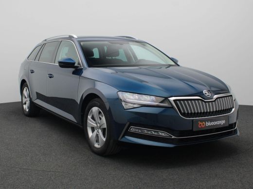 Skoda Superb Combi 1.4 TSI iV Business Edition 218PK DSG Achteruitrijcamera, Keyless, Virtual Cockpit, Cruise ... ActivLease financial lease