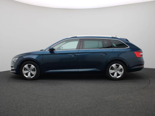 Skoda Superb Combi 1.4 TSI iV Business Edition 218PK DSG Achteruitrijcamera, Keyless, Virtual Cockpit, Cruise ... ActivLease financial lease