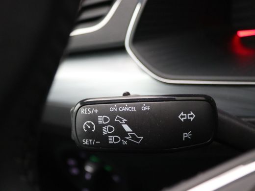 Skoda Superb Combi 1.4 TSI iV Business Edition 218PK DSG Achteruitrijcamera, Keyless, Virtual Cockpit, Cruise ... ActivLease financial lease