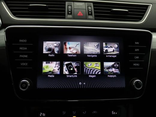 Skoda Superb Combi 1.4 TSI iV Business Edition 218PK DSG Achteruitrijcamera, Keyless, Virtual Cockpit, Cruise ... ActivLease financial lease