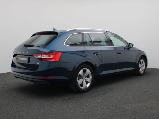 Skoda Superb Combi 1.4 TSI iV Business Edition 218PK DSG Achteruitrijcamera, Keyless, Virtual Cockpit, Cruise ... ActivLease financial lease