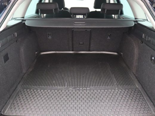Skoda Superb Combi 1.4 TSI iV Business Edition 218PK DSG Achteruitrijcamera, Keyless, Virtual Cockpit, Cruise ... ActivLease financial lease