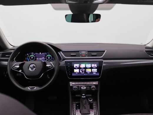 Skoda Superb Combi 1.4 TSI iV Business Edition Plus 218PK DSG alcantara, matrix led, trekhaak, 360gr. camera, ... ActivLease financial lease