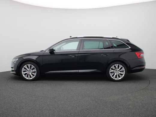 Skoda Superb Combi 1.4 TSI iV Business Edition Plus 218PK DSG alcantara, matrix led, trekhaak, 360gr. camera, ... ActivLease financial lease