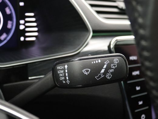 Skoda Superb Combi 1.4 TSI iV Business Edition Plus 218PK DSG alcantara, matrix led, trekhaak, 360gr. camera, ... ActivLease financial lease