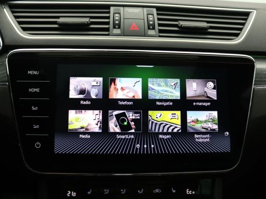 Skoda Superb Combi 1.4 TSI iV Business Edition Plus 218PK DSG alcantara, matrix led, trekhaak, 360gr. camera, ... ActivLease financial lease