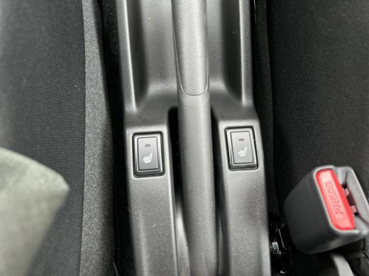 Suzuki Swift 1.2 Style Smart Hybrid ActivLease financial lease