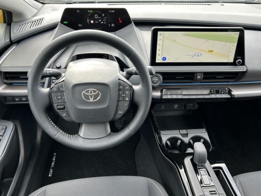Toyota Prius 2.0 Plug-in Executive **PANORAMADAK/ DODEHOEKDETECTIE/ STOELVERWARMING/ STUURVERWARMING/ 36 MAAND... ActivLease financial lease