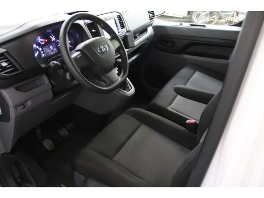 Toyota ProAce D-4D 145PK L2H1 LANG EURO 6 ActivLease financial lease
