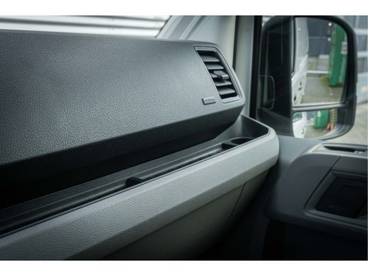 Volkswagen Crafter 140Pk L3/H3 | Bank 3 pers. | Apple Carplay/Android Auto | Trekhaak | Camera | Nav | DAB | ActivLease financial lease