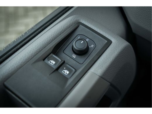 Volkswagen Crafter 140Pk L3/H3 | Bank 3 pers. | Apple Carplay/Android Auto | Trekhaak | Camera | Nav | DAB | ActivLease financial lease