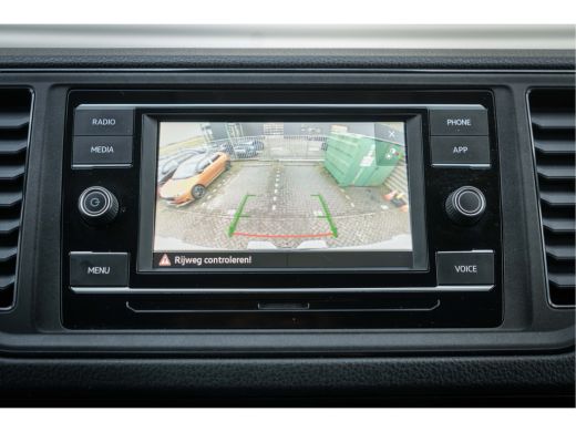 Volkswagen Crafter 140Pk L3/H3 | Bank 3 pers. | Apple Carplay/Android Auto | Trekhaak | Camera | Nav | DAB | ActivLease financial lease