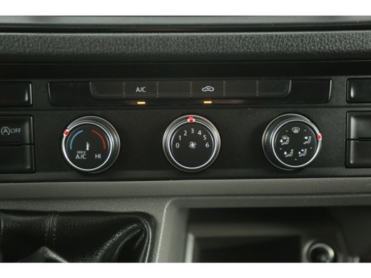 Volkswagen Crafter 35 2.0 TDI L3H3 177PK 3500KG Trekgew. Airco Camera Carplay Cruise Navi PDC Elektrpakket ActivLease financial lease