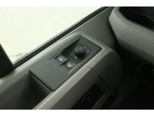 Volkswagen Crafter 35 2.0 TDI L3H3 177PK 3500KG Trekgew. Airco Camera Carplay Cruise Navi PDC Elektrpakket ActivLease financial lease