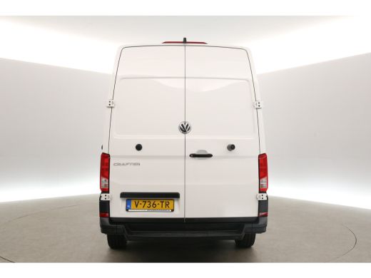 Volkswagen Crafter 35 2.0 TDI L3H3 177PK 3500KG Trekgew. Airco Camera Carplay Cruise Navi PDC Elektrpakket ActivLease financial lease