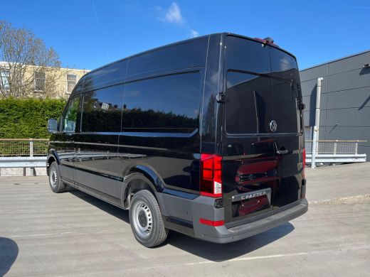 Volkswagen Crafter 35 2.0 TDI L3H3 Exclusive | BPM Vrij! | ACC | Camera achter | Navigatie | Apple CarPlay | ActivLease financial lease