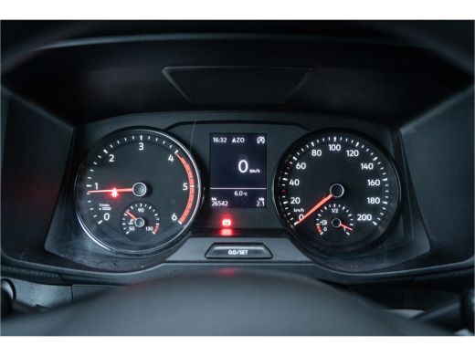 Volkswagen Crafter Volkswagen Highline L4 Pick-Up | 7 pers. | Apple Carplay/Android Auto | Navigatie | Airco | Cruis... ActivLease financial lease