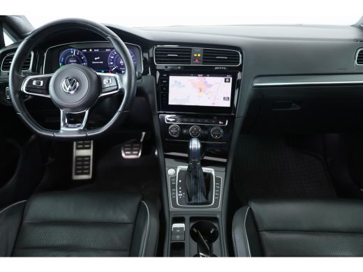 Volkswagen Golf 1.4 TSI PHEV GTE | Schuif-/Kanteldak | Keyless | Led | Virtual Cockpit | Adaptive Cruise | Camera... ActivLease financial lease