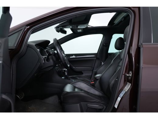Volkswagen Golf 1.4 TSI PHEV GTE | Schuif-/Kanteldak | Keyless | Led | Virtual Cockpit | Adaptive Cruise | Camera... ActivLease financial lease