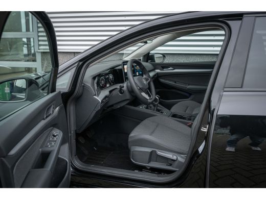 Volkswagen Golf Volkswagen Life Edition Inclusief €2000,- inruilvoordeel | | 'App-Connect' draadloze smartphone i... ActivLease financial lease
