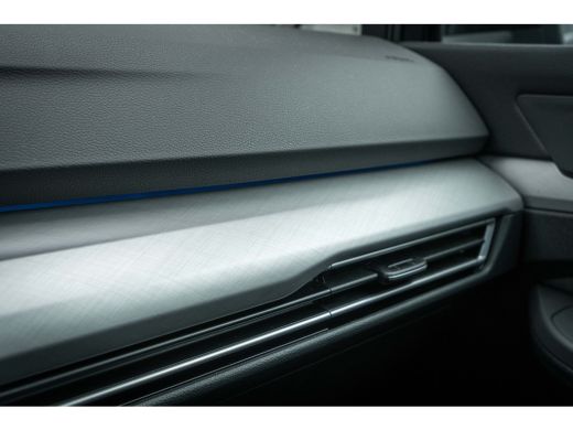 Volkswagen Golf Volkswagen Life Edition Inclusief €2000,- inruilvoordeel | | 'App-Connect' draadloze smartphone i... ActivLease financial lease