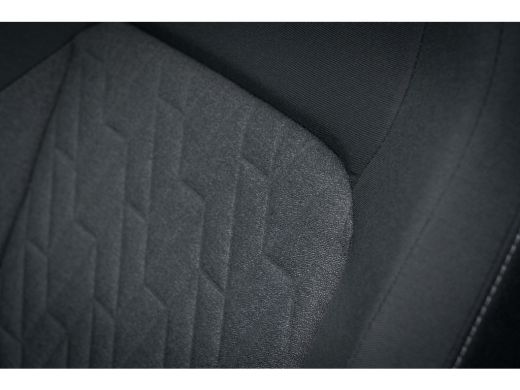 Volkswagen Golf Volkswagen Life Edition Inclusief €2000,- inruilvoordeel | | 'App-Connect' draadloze smartphone i... ActivLease financial lease