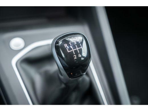 Volkswagen Golf Volkswagen Life Edition Inclusief €2000,- inruilvoordeel | | 'App-Connect' draadloze smartphone i... ActivLease financial lease