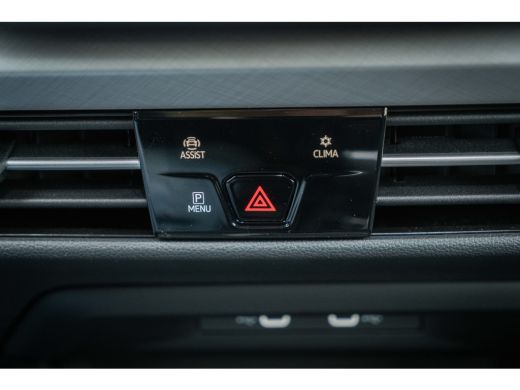 Volkswagen Golf Volkswagen Life Edition Inclusief €2000,- inruilvoordeel | | 'App-Connect' draadloze smartphone i... ActivLease financial lease