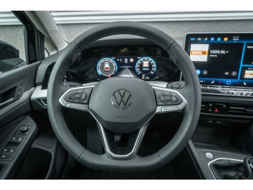 Volkswagen Golf Volkswagen Life Edition Inclusief €2000,- inruilvoordeel | | 'App-Connect' draadloze smartphone i... ActivLease financial lease