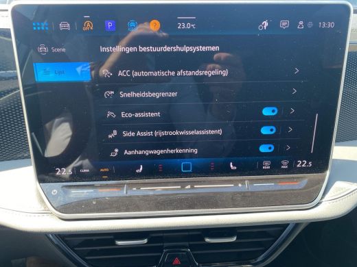 Volkswagen Passat Variant 1.5 eTSI Business | 150Pk | Trekhaak | Ergo Massage  | ACC | Navi | Clima | Pdc | ActivLease financial lease