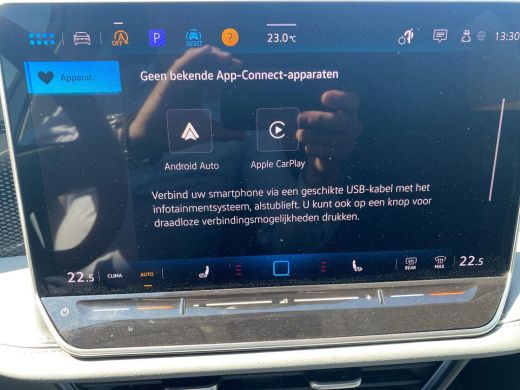 Volkswagen Passat Variant 1.5 eTSI Business | 150Pk | Trekhaak | Ergo Massage  | ACC | Navi | Clima | Pdc | ActivLease financial lease
