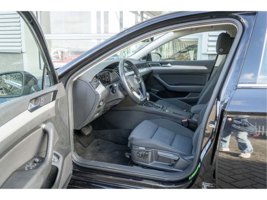 Volkswagen Passat Variant Volkswagen 1.4 TSI PHEV GTE Business | Trekhaak| Stoelverwarming| 2sets velgen| ActivLease financial lease