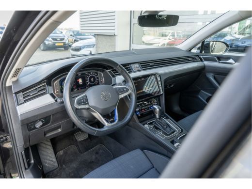 Volkswagen Passat Variant Volkswagen 1.4 TSI PHEV GTE Business | Trekhaak| Stoelverwarming| 2sets velgen| ActivLease financial lease