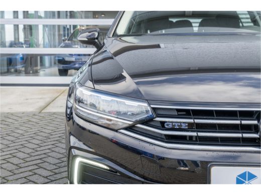 Volkswagen Passat Variant Volkswagen 1.4 TSI PHEV GTE Business | Trekhaak| Stoelverwarming| 2sets velgen| ActivLease financial lease